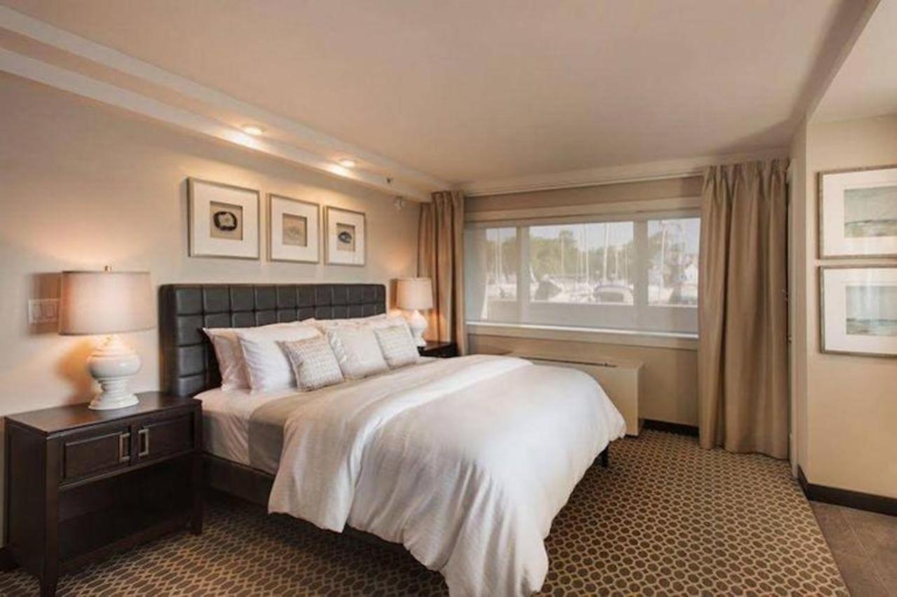 Fathoms Hotel & Marina Port Washington Ngoại thất bức ảnh