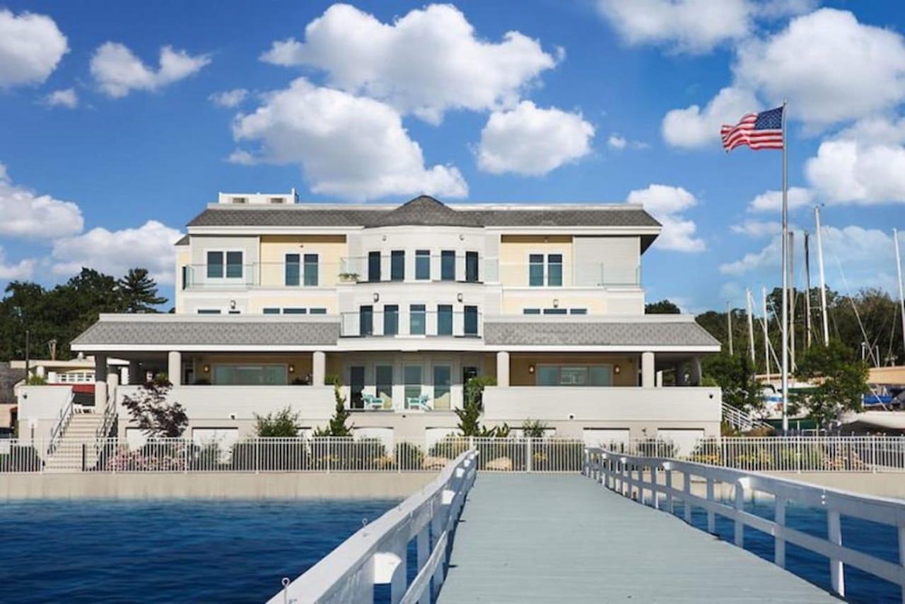 Fathoms Hotel & Marina Port Washington Ngoại thất bức ảnh