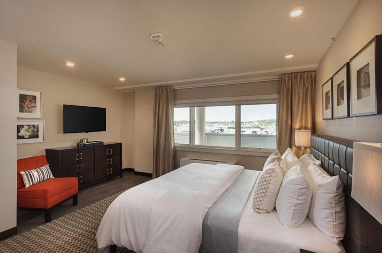 Fathoms Hotel & Marina Port Washington Ngoại thất bức ảnh